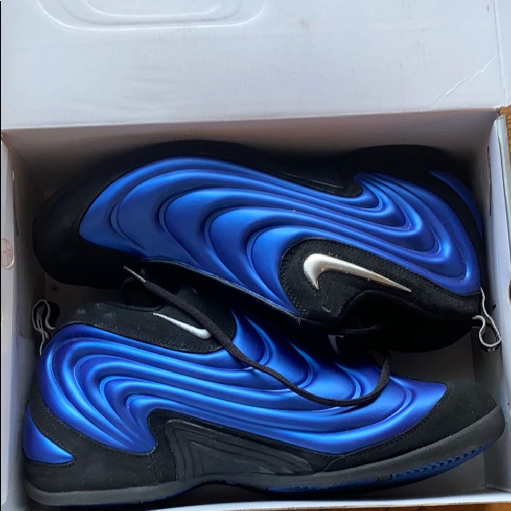 Nike Air Playerposite Size 13 Never Worn